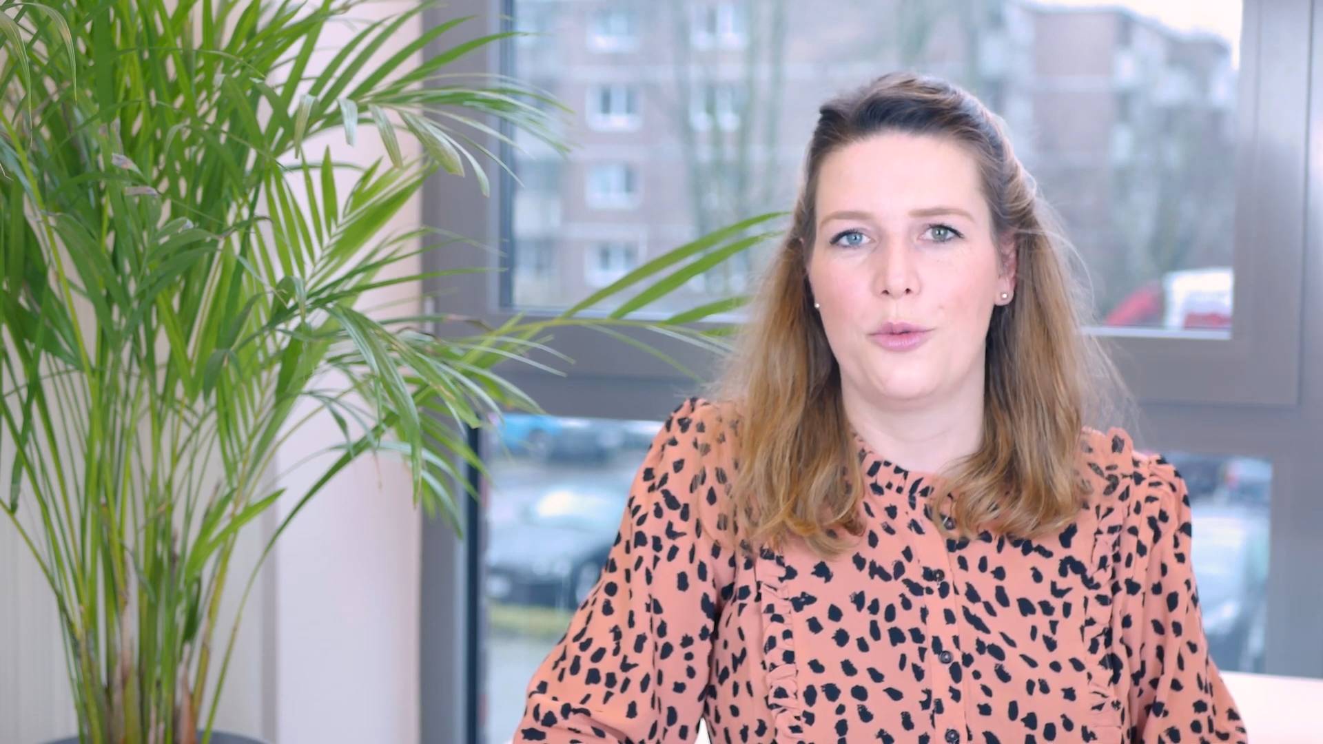 Mitarbeitervideo: Catharina aus dem Projektmanagement Vorschaubild